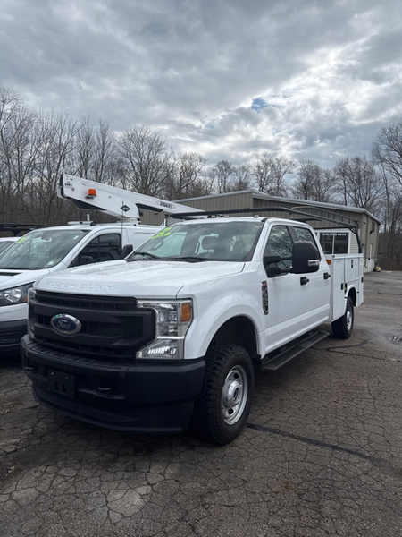 2022 Ford F-350 XL 4x4 Crew Cab 6-1/2' Box SRW's photo