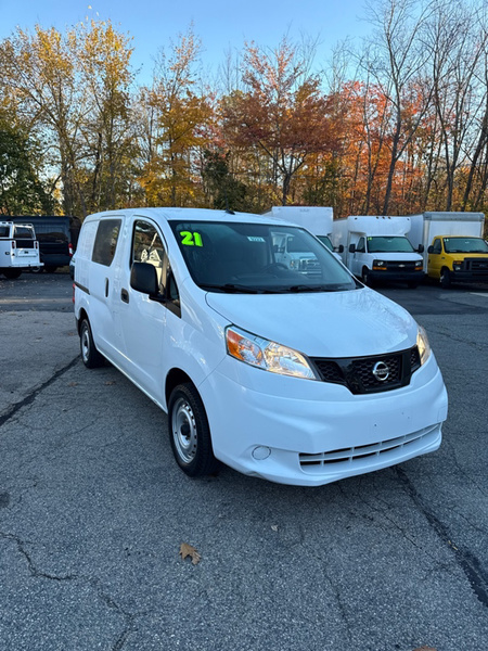 2021 Nissan NV200's photo