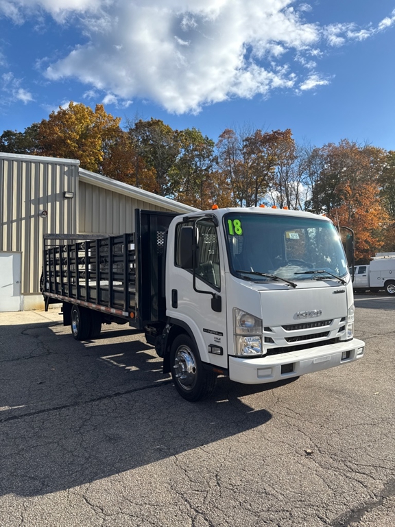 2018 Isuzu NPR HD's photo