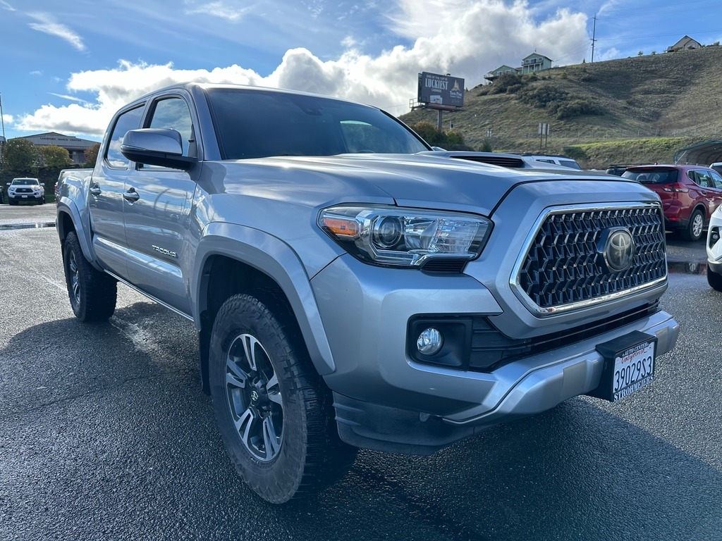 2019 Toyota Tacoma TRD Sport's photo