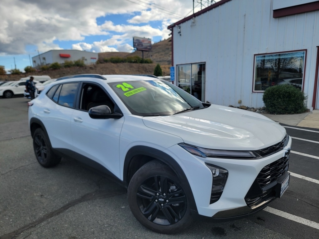 2024 Chevrolet Trax Activ's photo