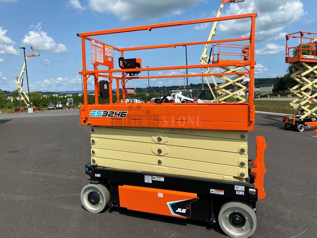 0 JLG ES3246 SCISSOR LIFT