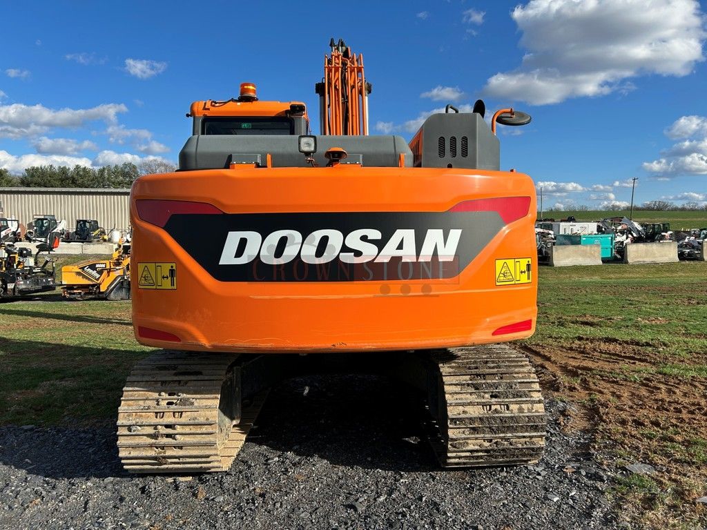 2022 Doosan DX140LC-5