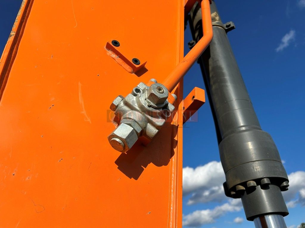 2022 Doosan DX140LC-5