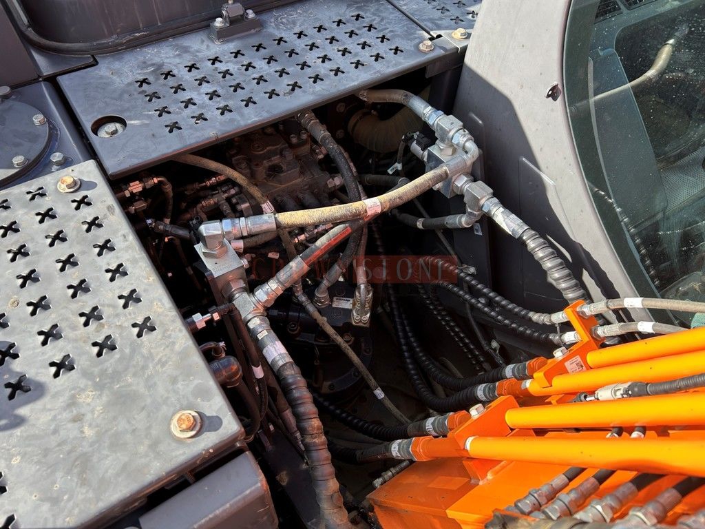 2022 Doosan DX140LC-5
