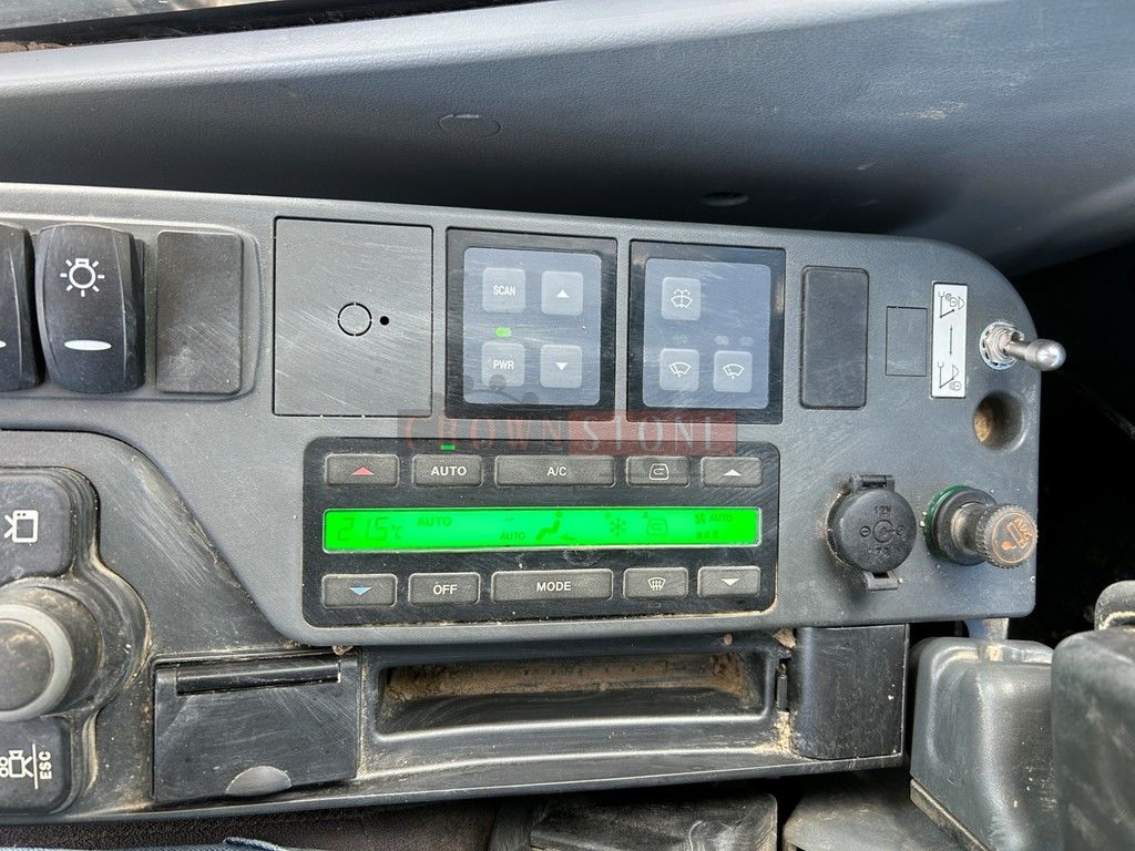 2022 Doosan DX140LC-5