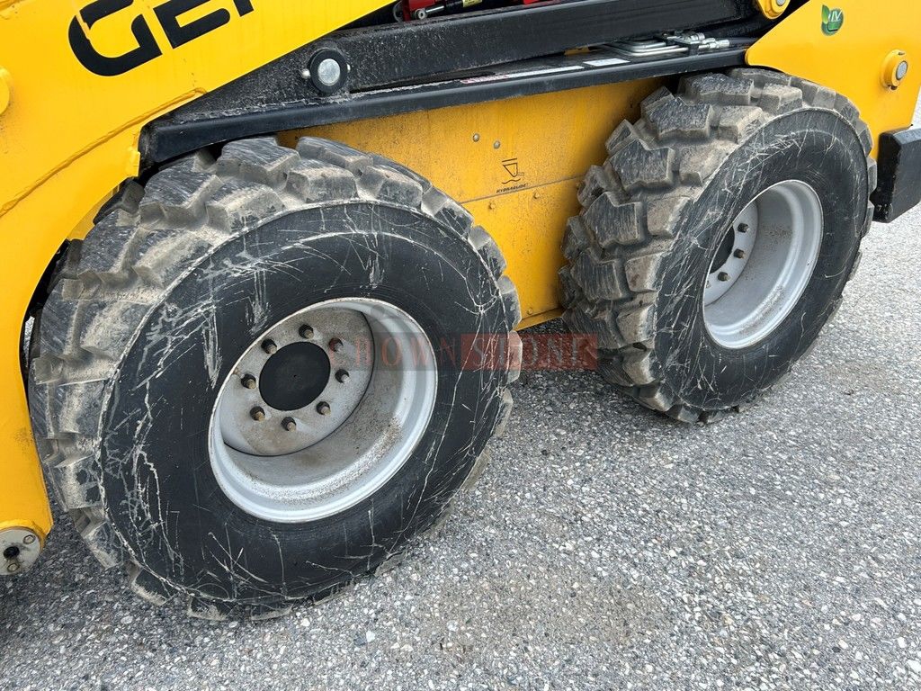 2021 Gehl V330 GEN 2