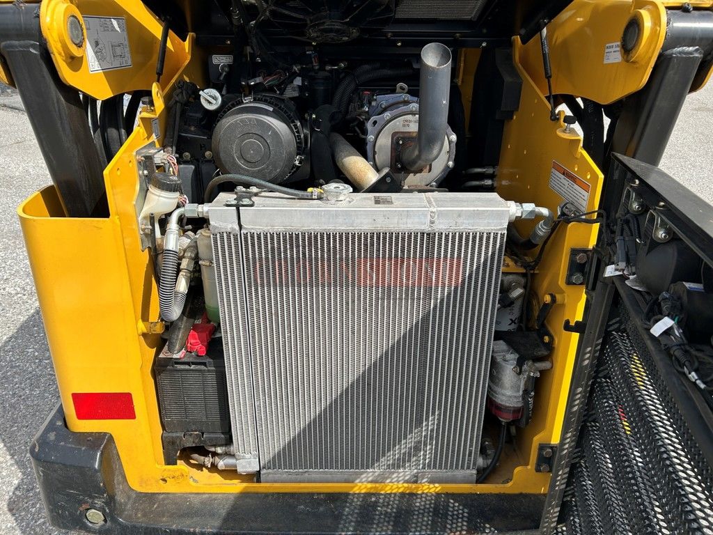 2021 Gehl V330 GEN 2