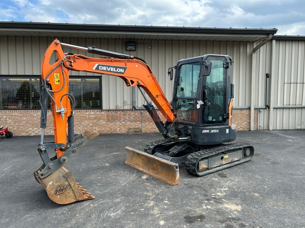 2023 Develon DX35Z-7
