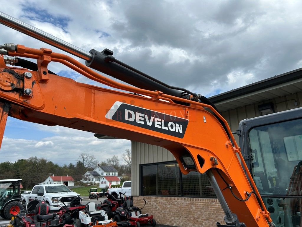 2023 Develon DX35Z-7