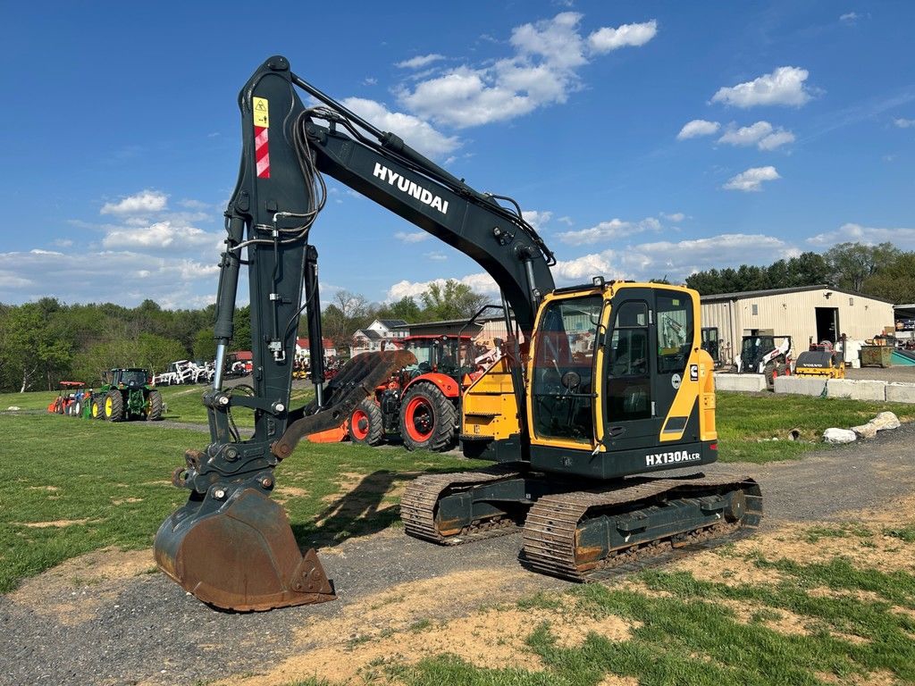2022 Hyundai HX130A LCR