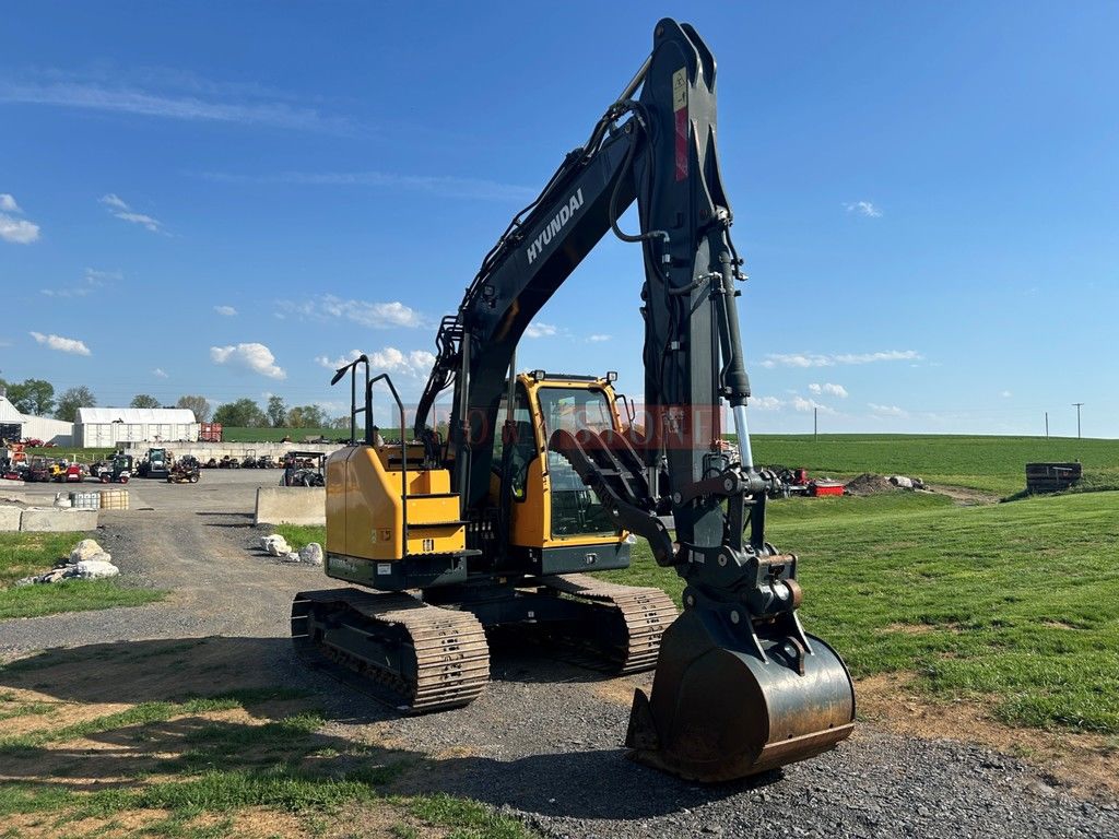 2022 Hyundai HX130A LCR