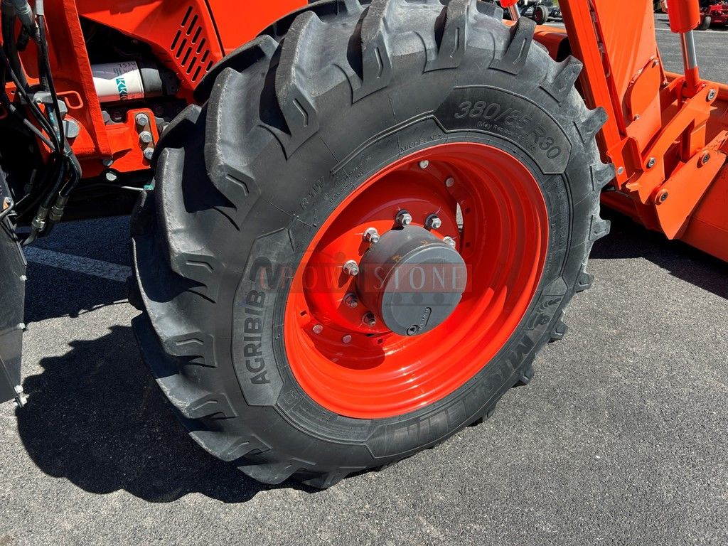 2022 Kubota M7-132 DELUXE