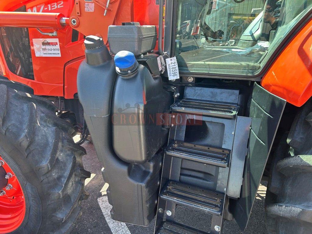 2022 Kubota M7-132 DELUXE