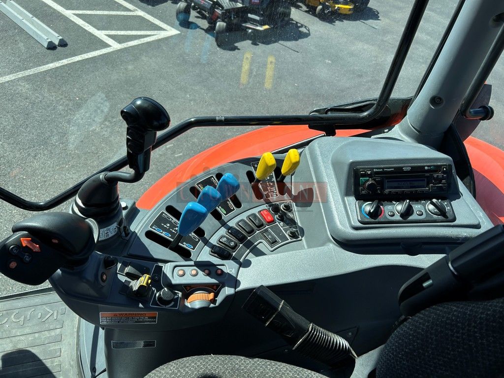 2022 Kubota M7-132 DELUXE