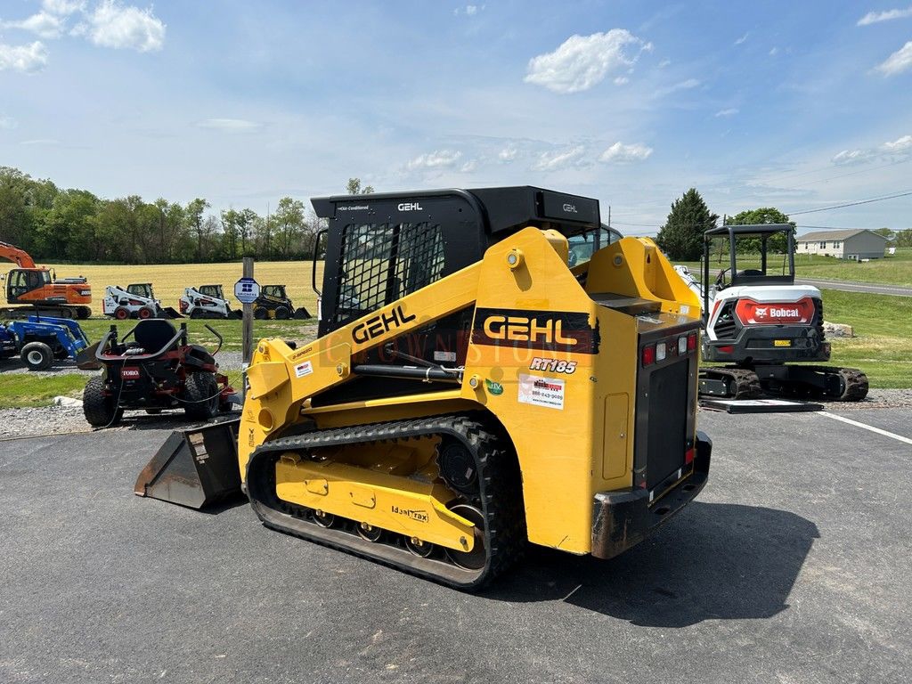 2021 Gehl RT185