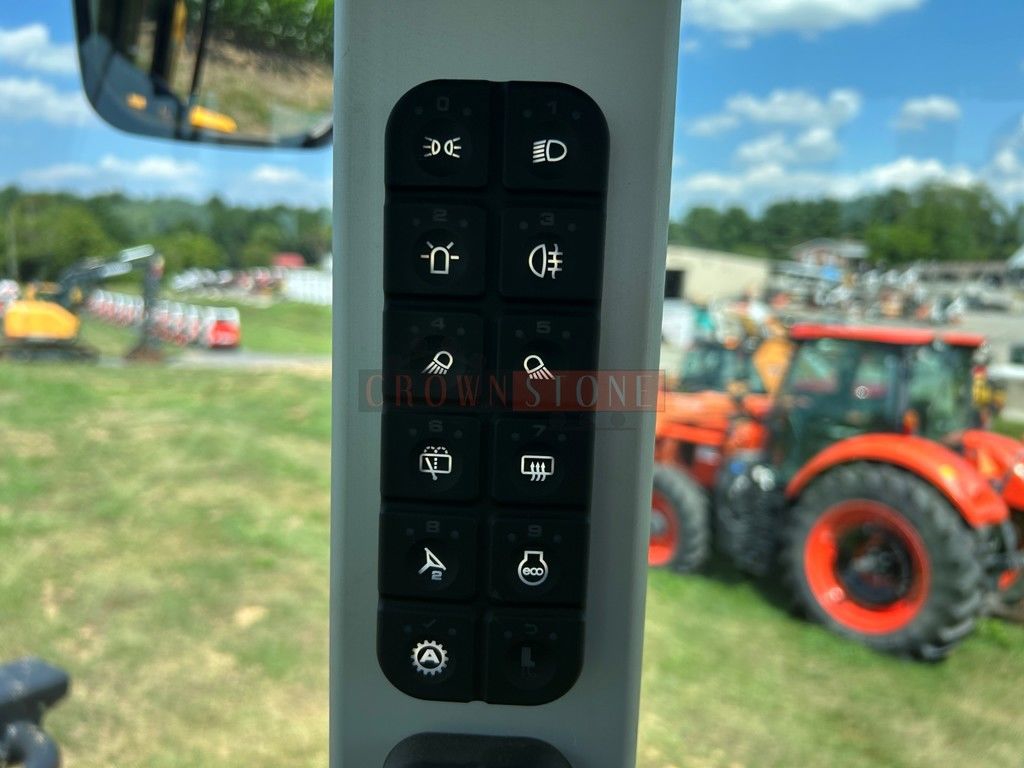2023 JCB 437 ZX