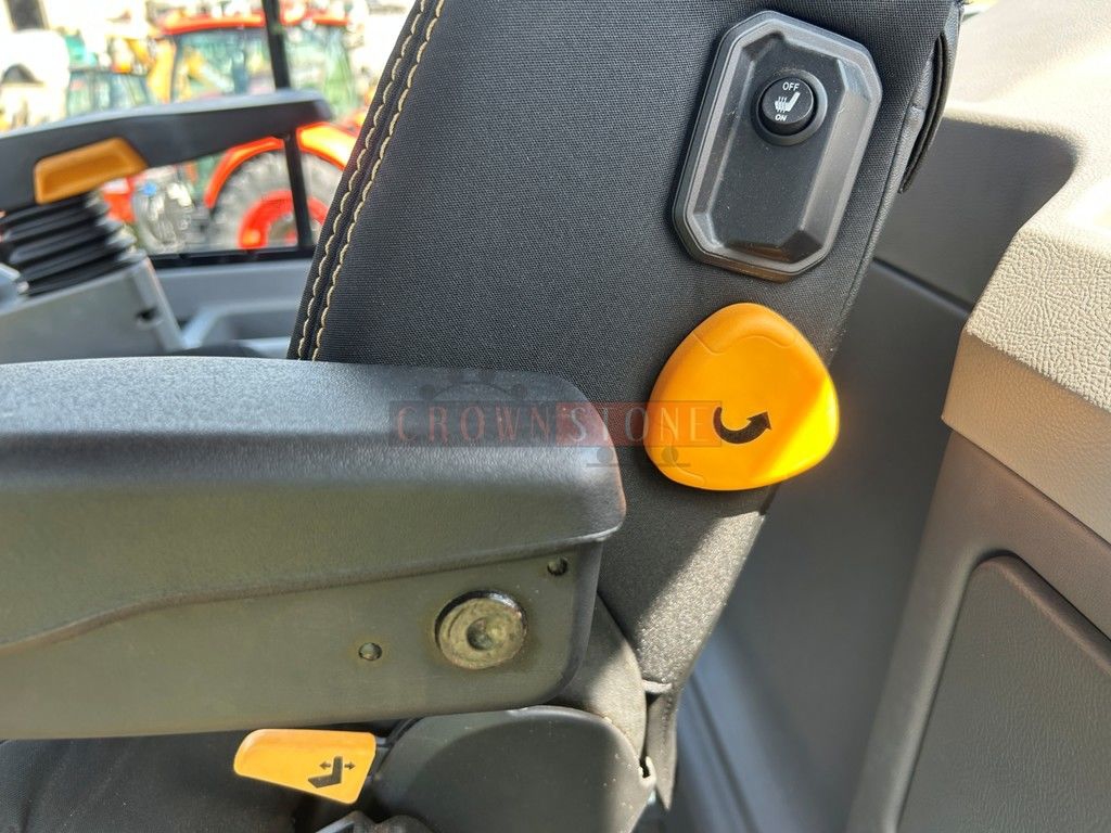 2023 JCB 437 ZX