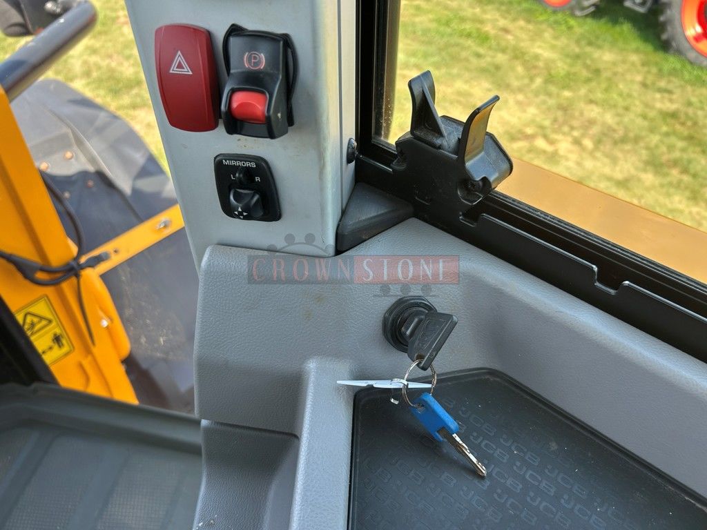 2023 JCB 437 ZX