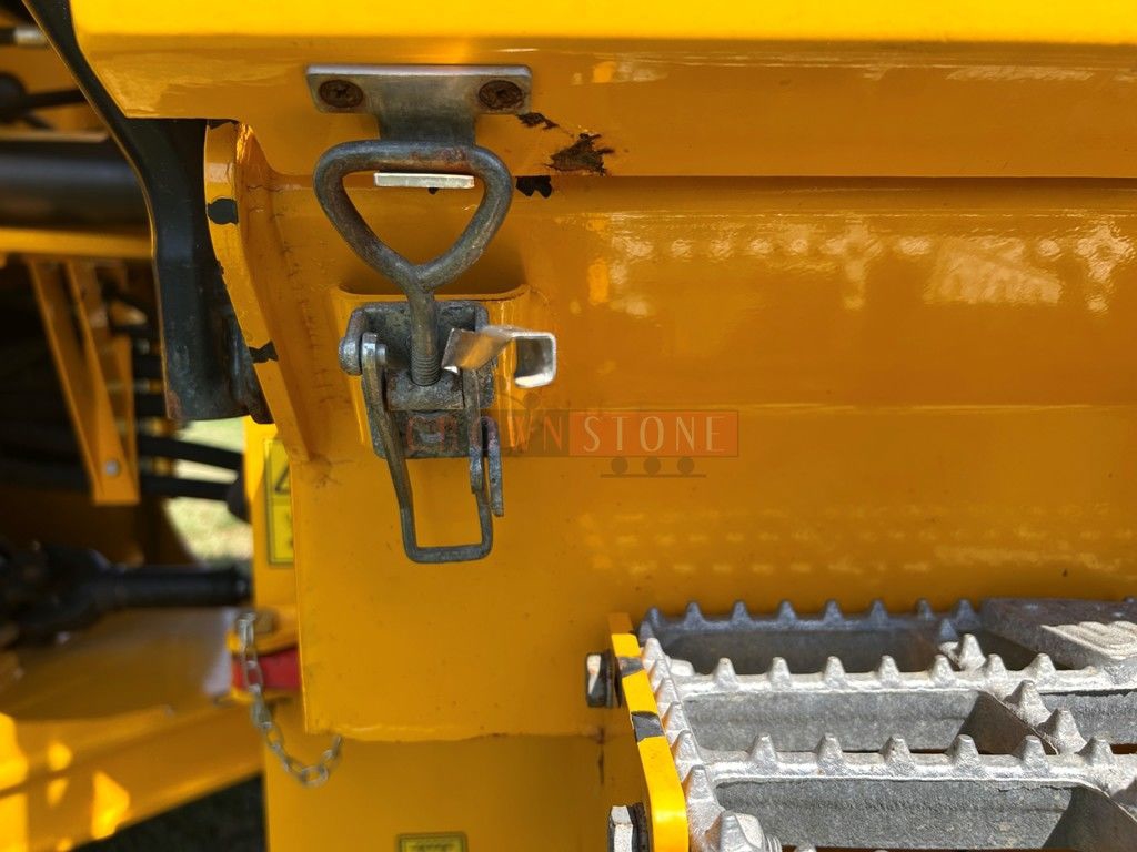 2023 JCB 437 ZX