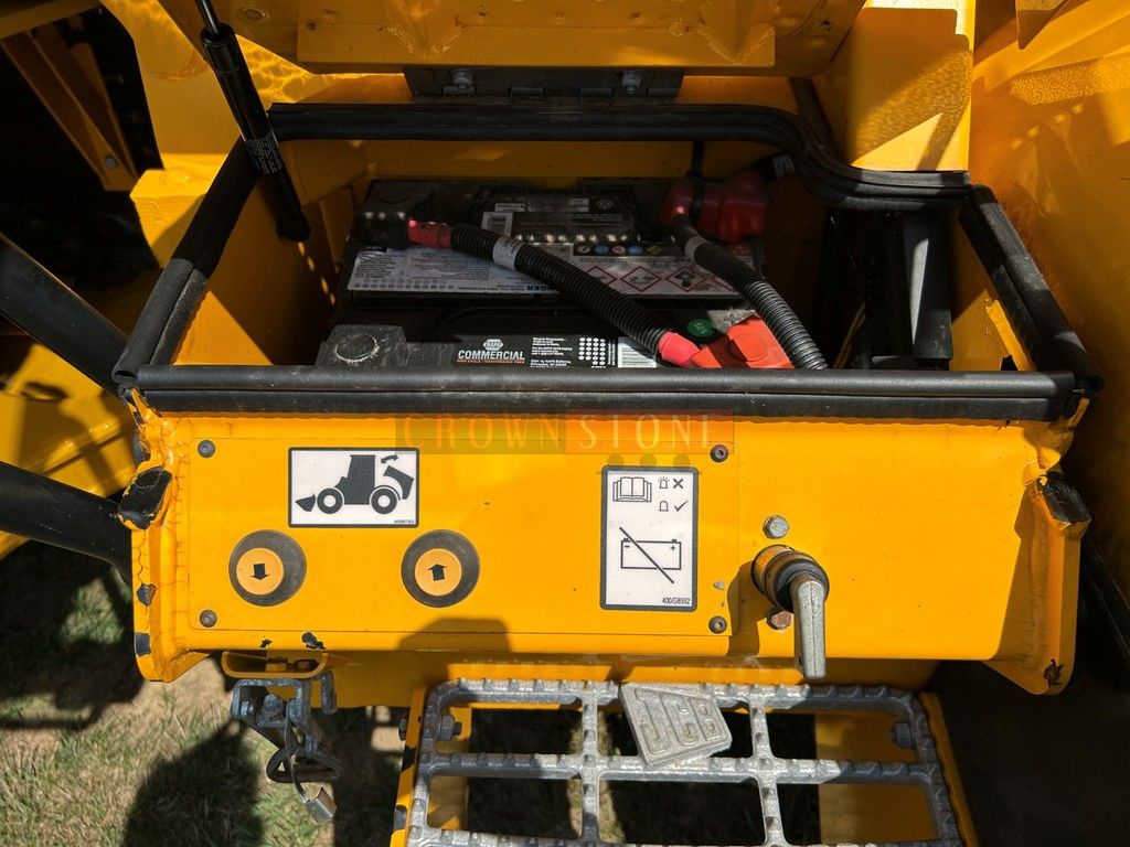 2023 JCB 437 ZX