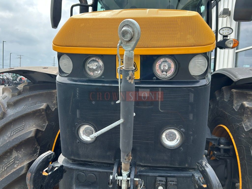 2022 JCB FASTRAC 4220