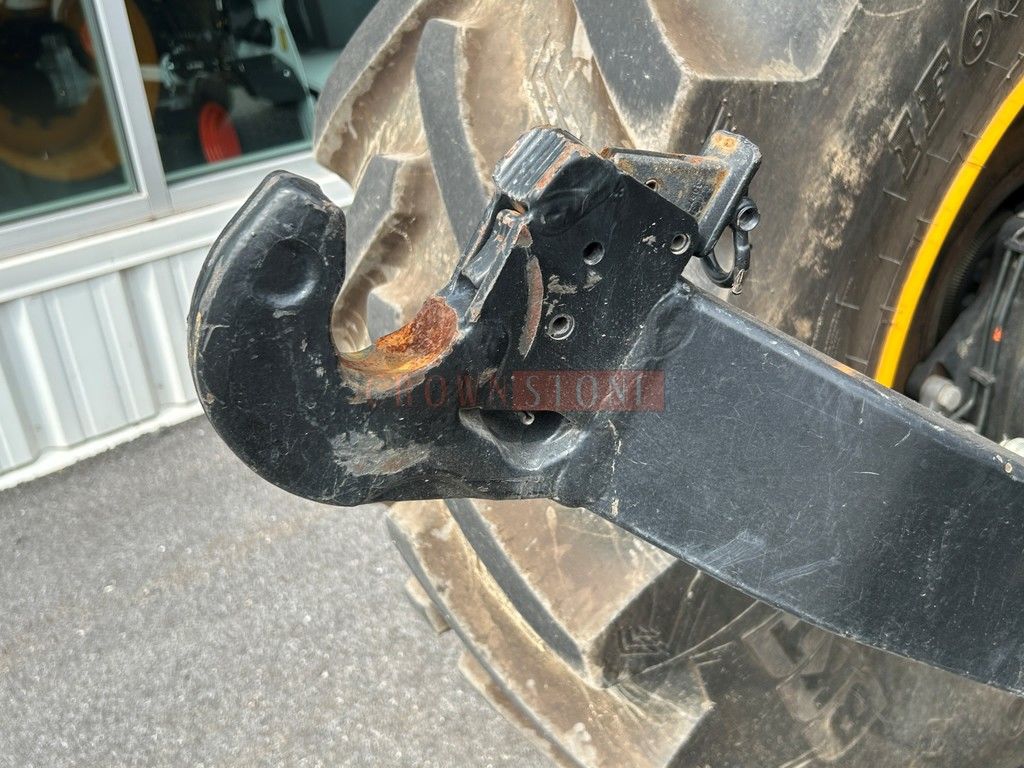 2022 JCB FASTRAC 4220