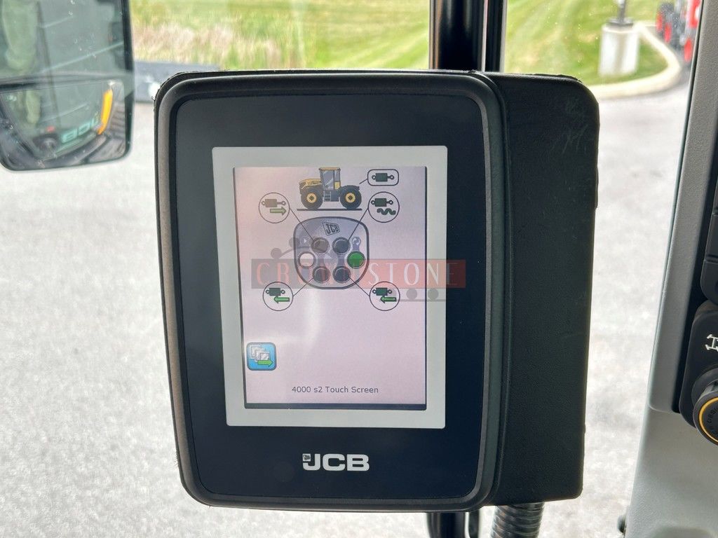 2022 JCB FASTRAC 4220