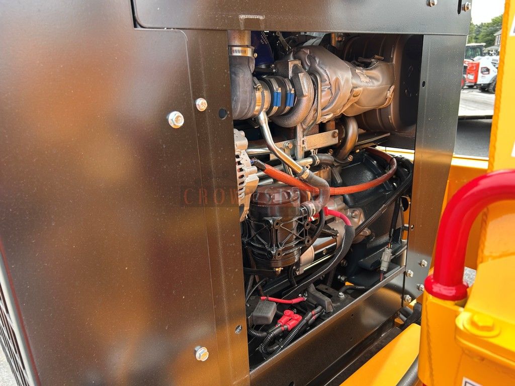 0 Carlton 1712 APACHE TOWABLE CHIPPER