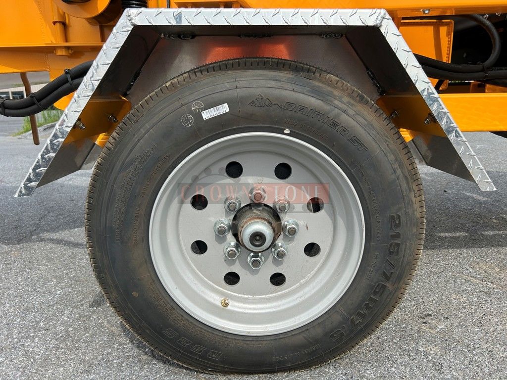 0 Carlton 1712 APACHE TOWABLE CHIPPER