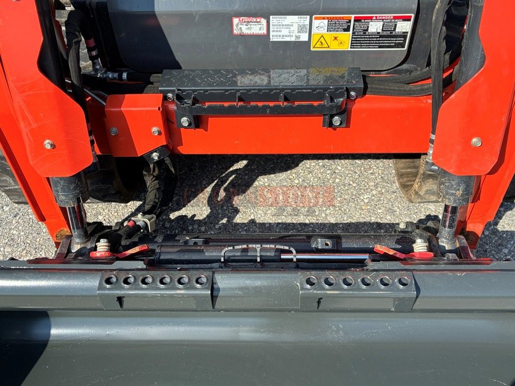 2025 Kubota SVL75-3