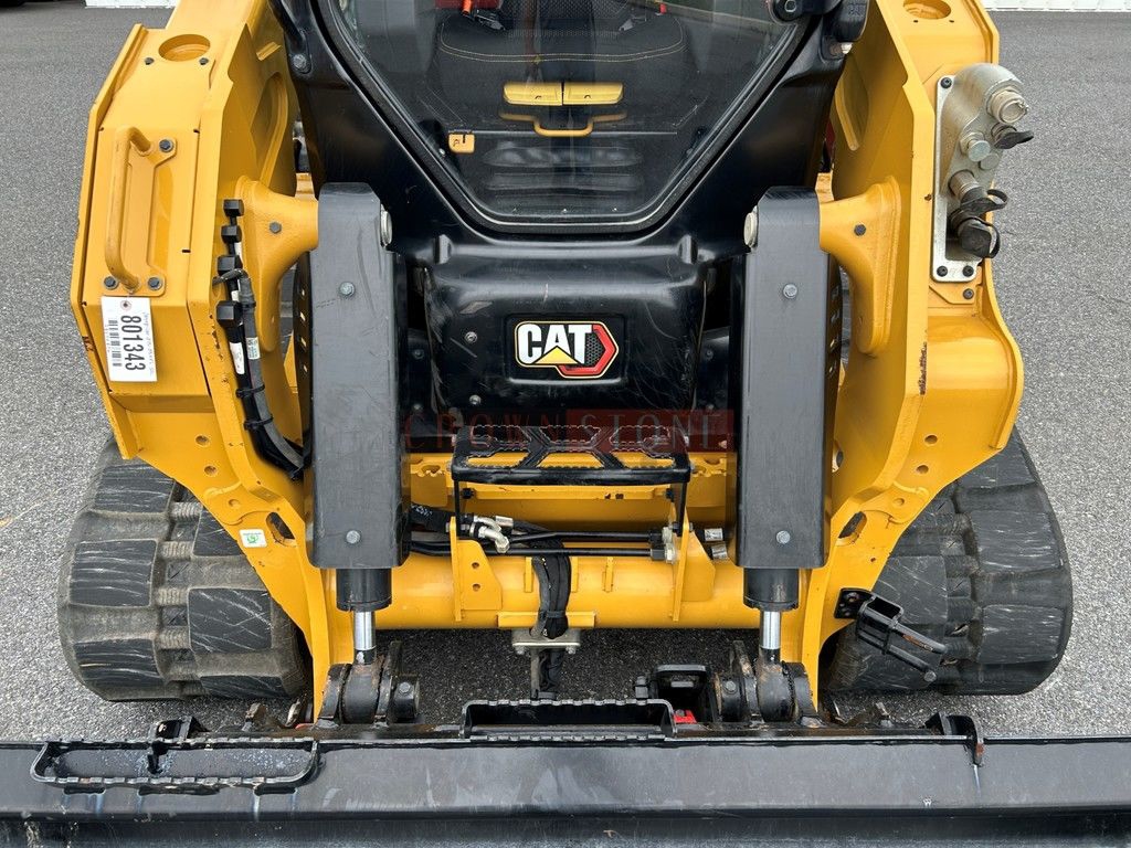 2025 Caterpillar 275