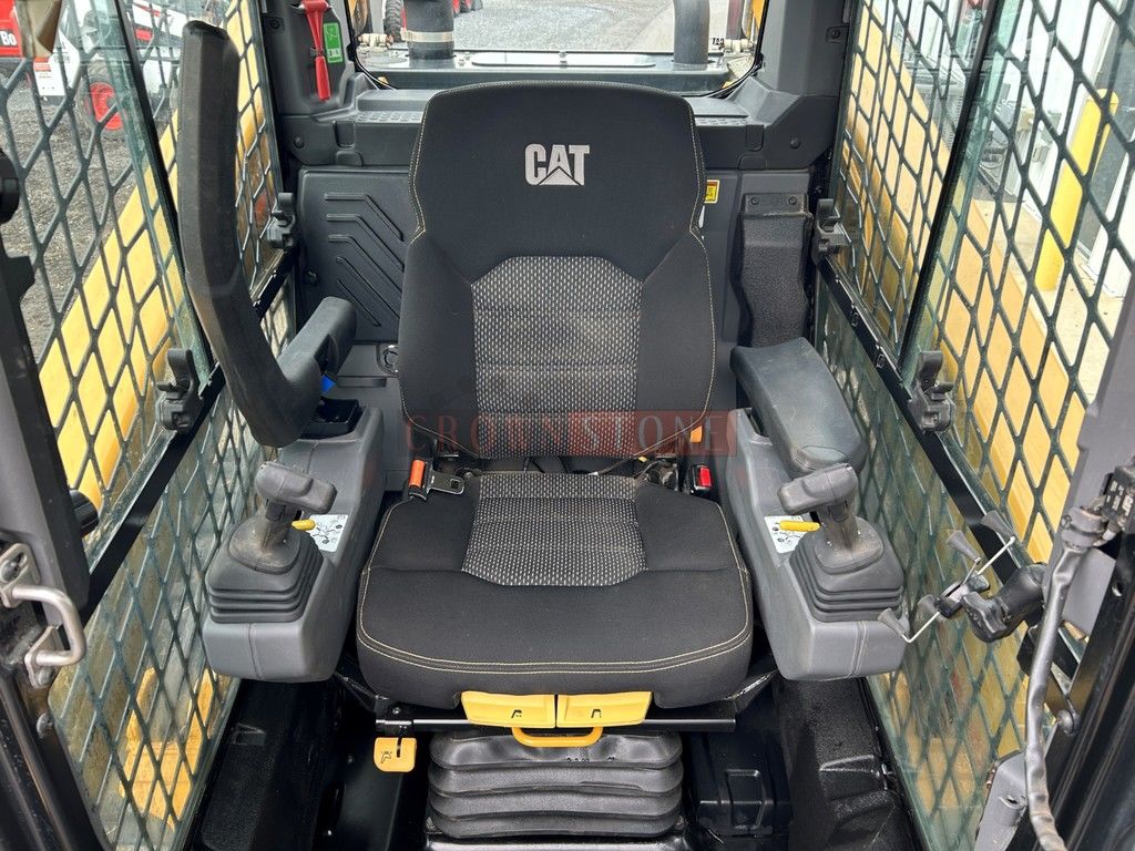 2025 Caterpillar 275