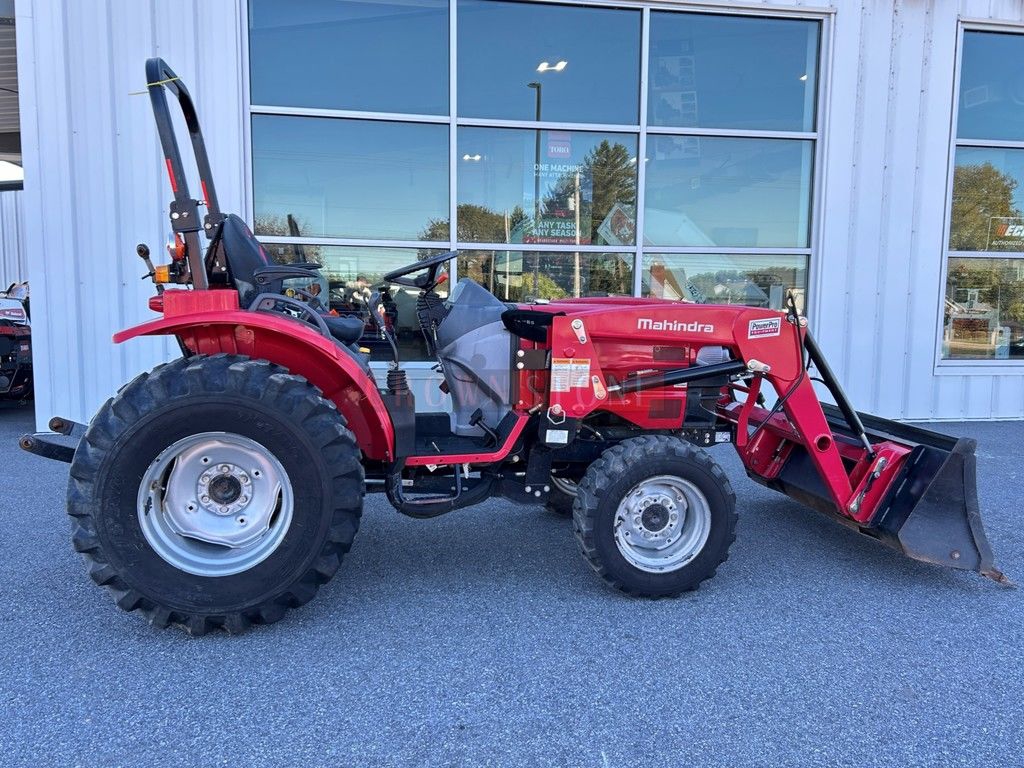 2020 Mahindra 1626