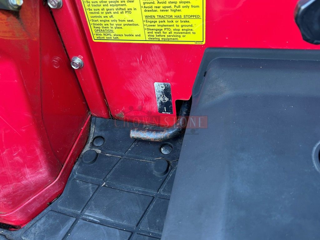 2020 Mahindra 1626