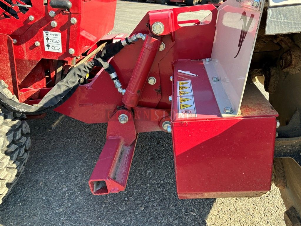 2023 Ventrac KC220