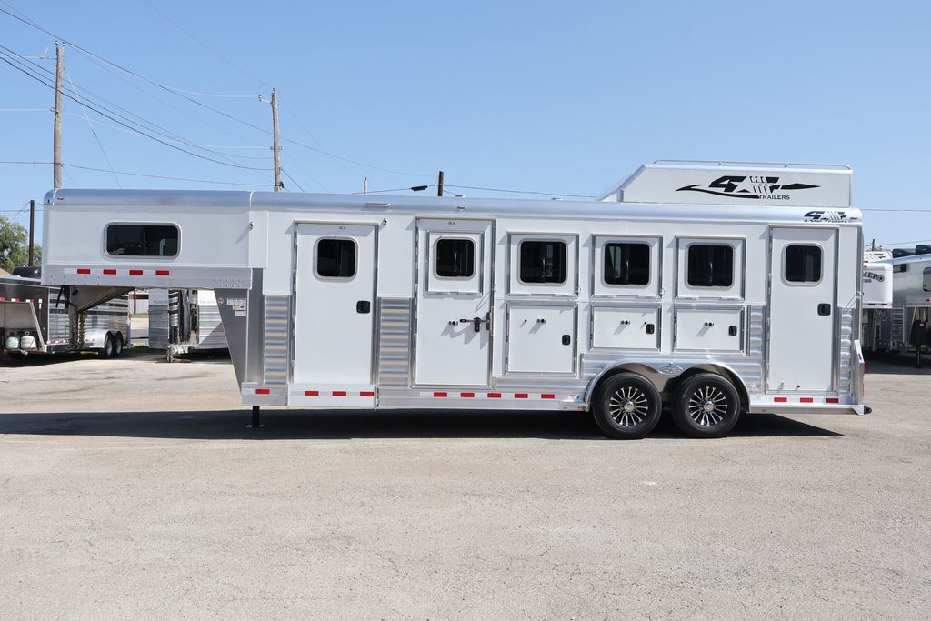 Trailer Photo 2