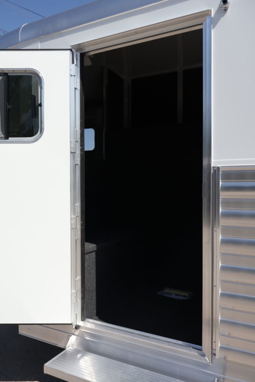 Trailer Photo 6
