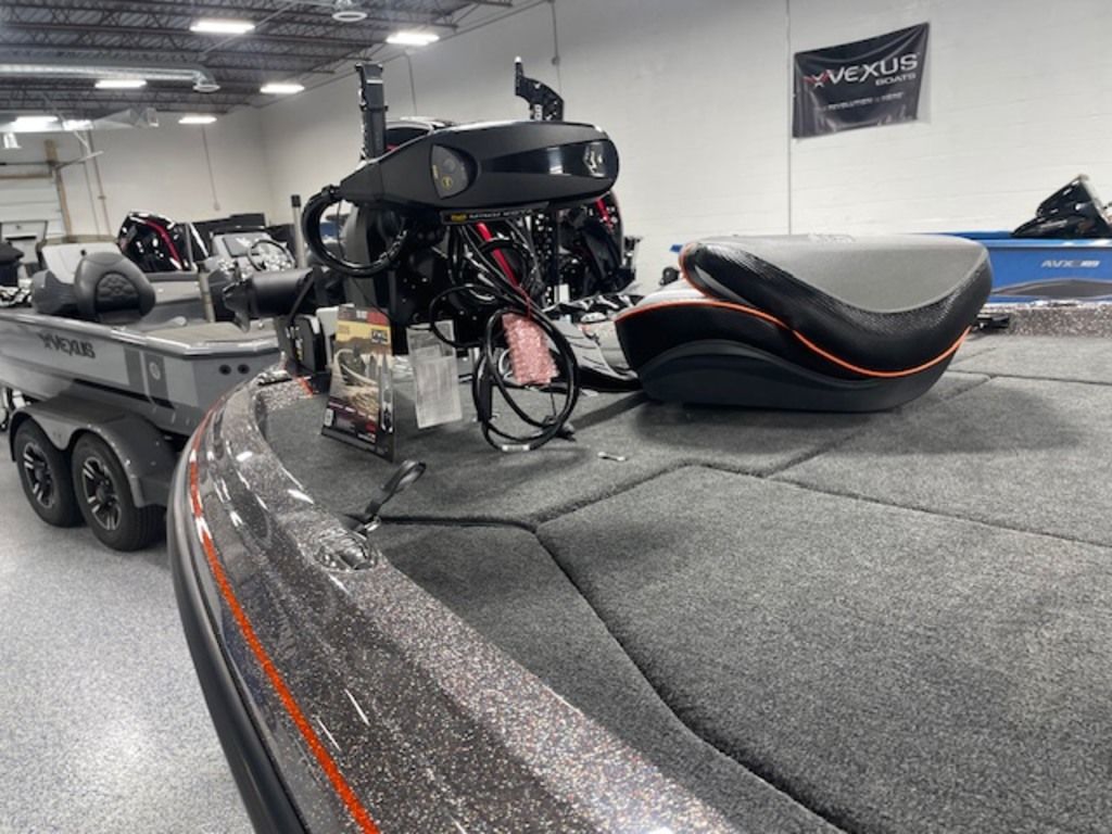 New 2026 Phoenix 721 ZXL, New Franklin - Boat Trader