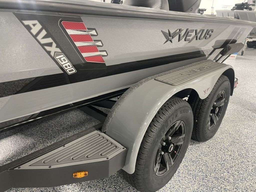 New 2026 Phoenix 721 ZXL, New Franklin - Boat Trader