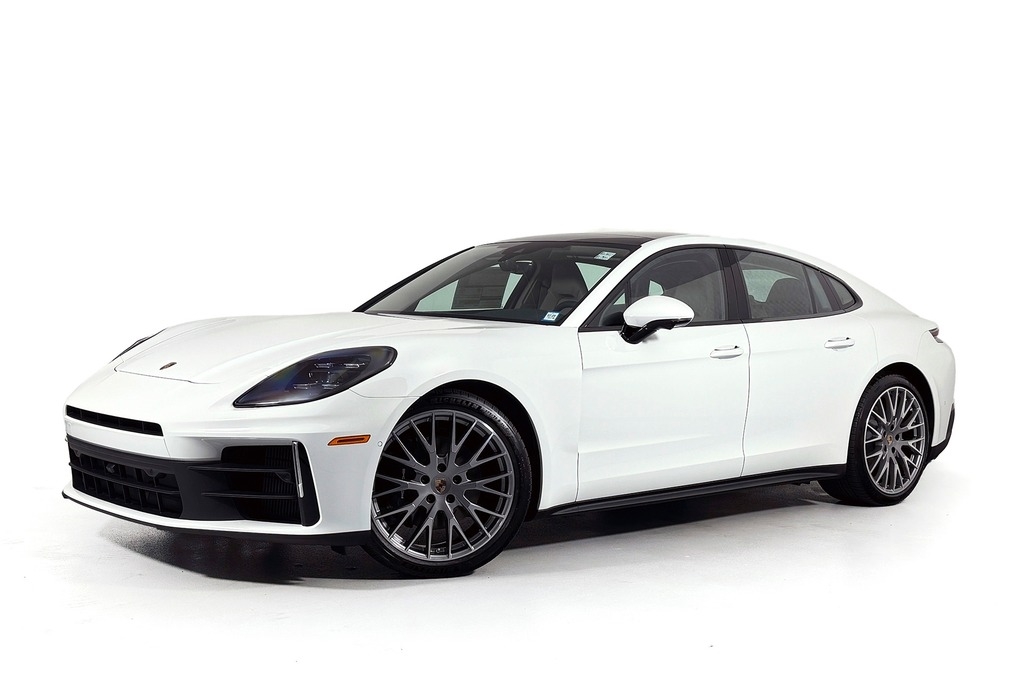 2024 Porsche Panamera 4