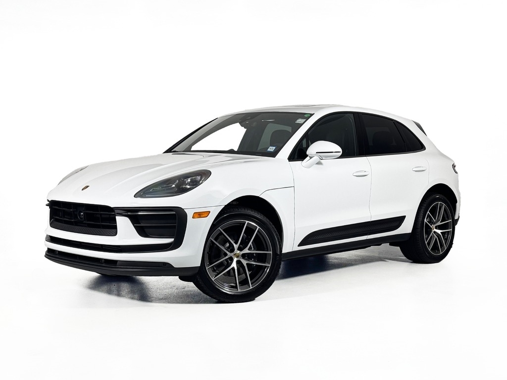 2025 Porsche Macan SUV