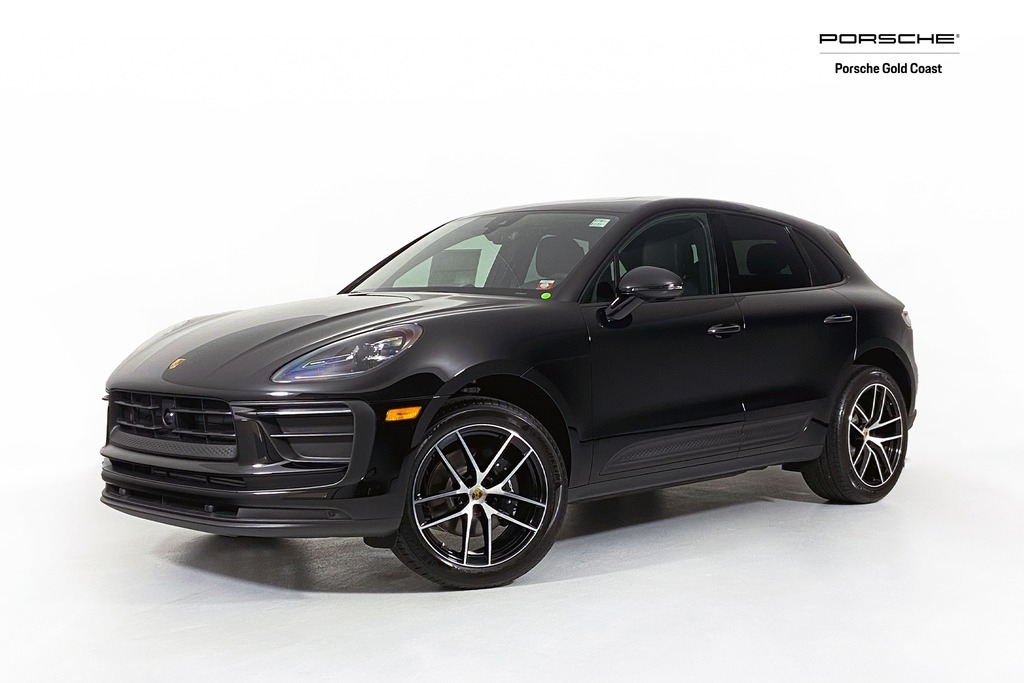 2023 Porsche Macan Base