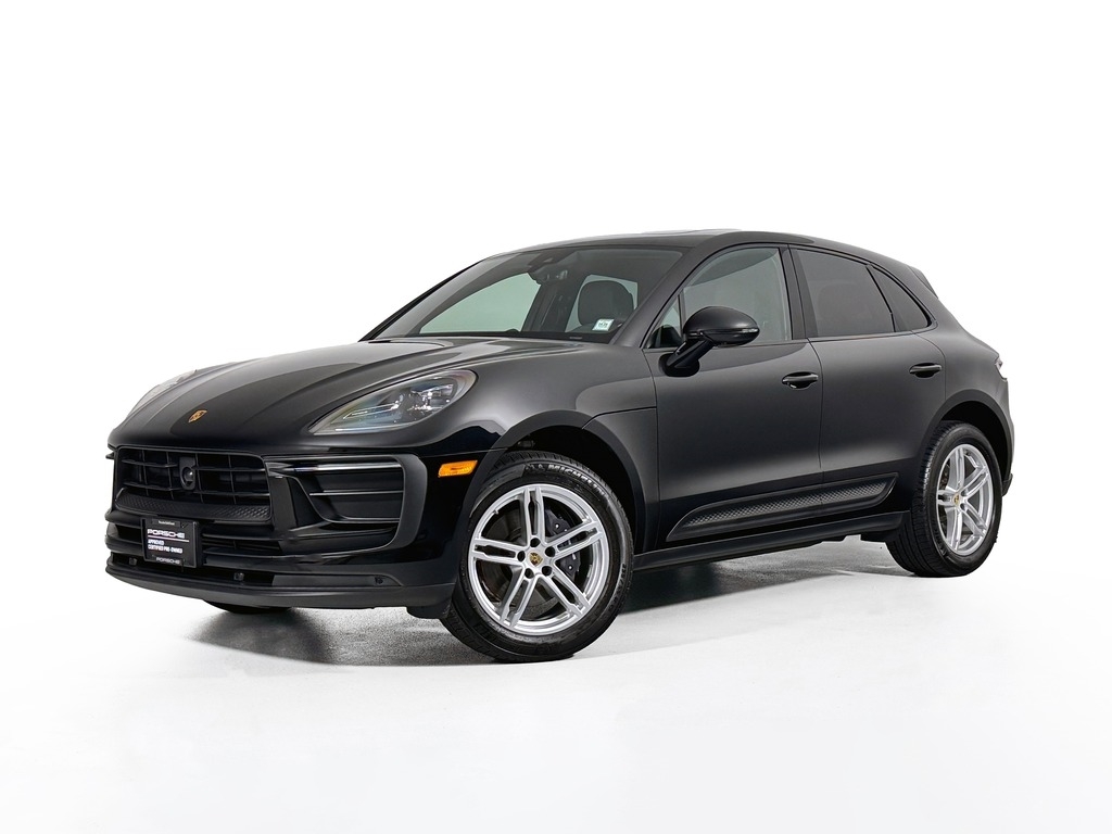 2025 Porsche Macan SUV