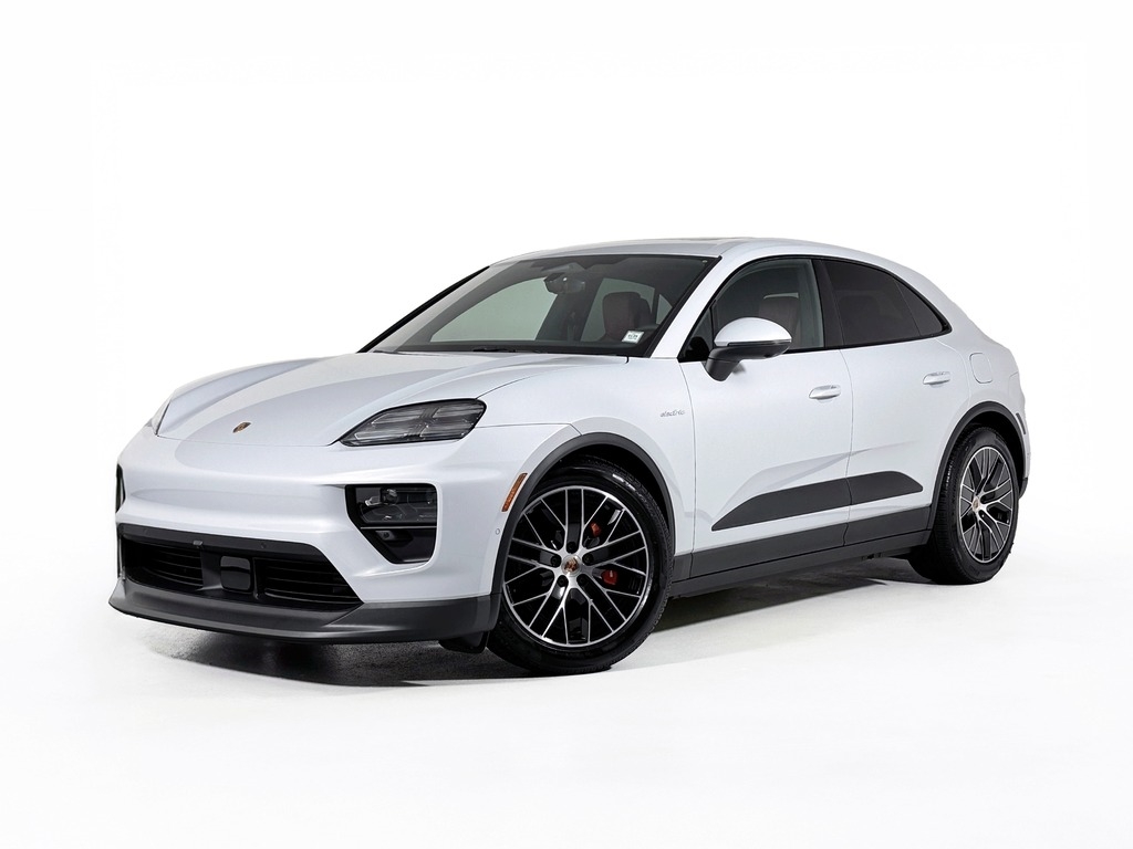 2026 Porsche Macan Macan 4S Electric's photo
