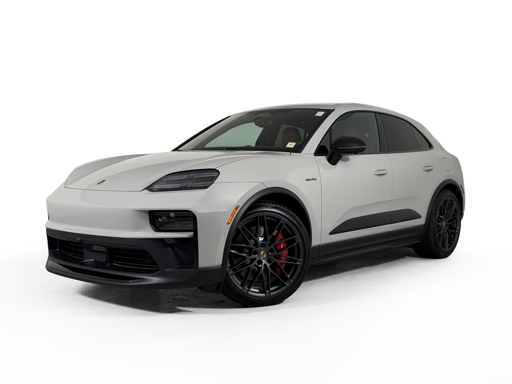 2026 Porsche Macan Macan GTS Electric's photo