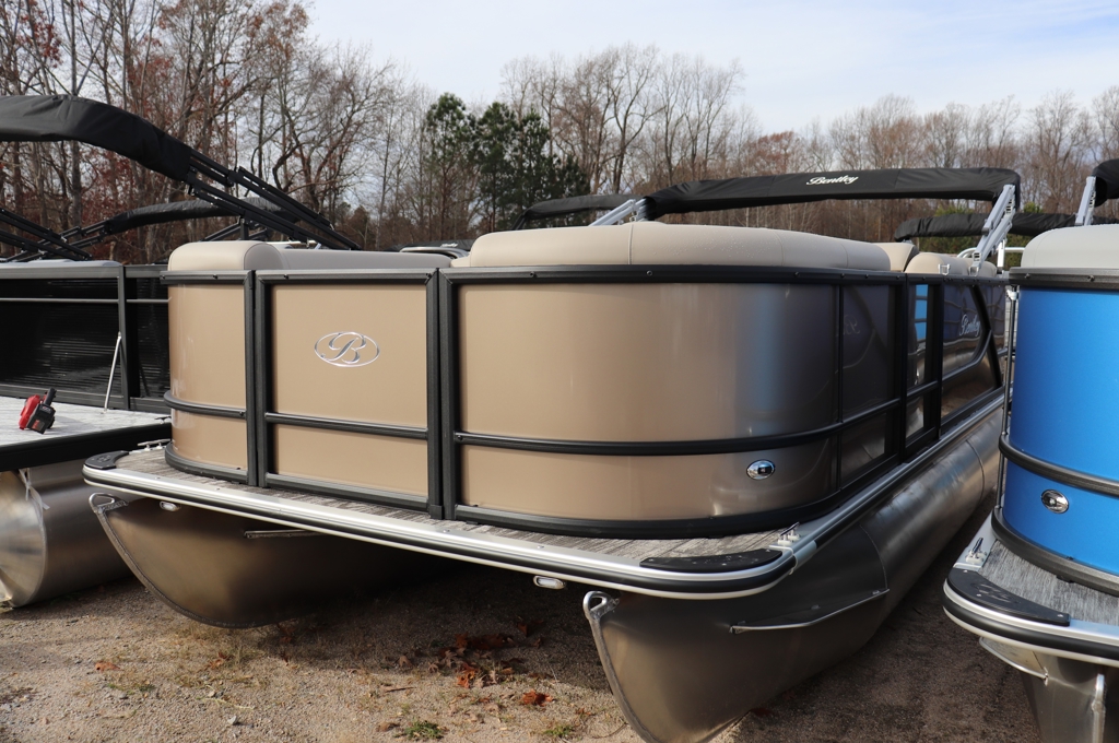 New 2026 Phoenix 721 ZXL, Road Henderson - Boat Trader