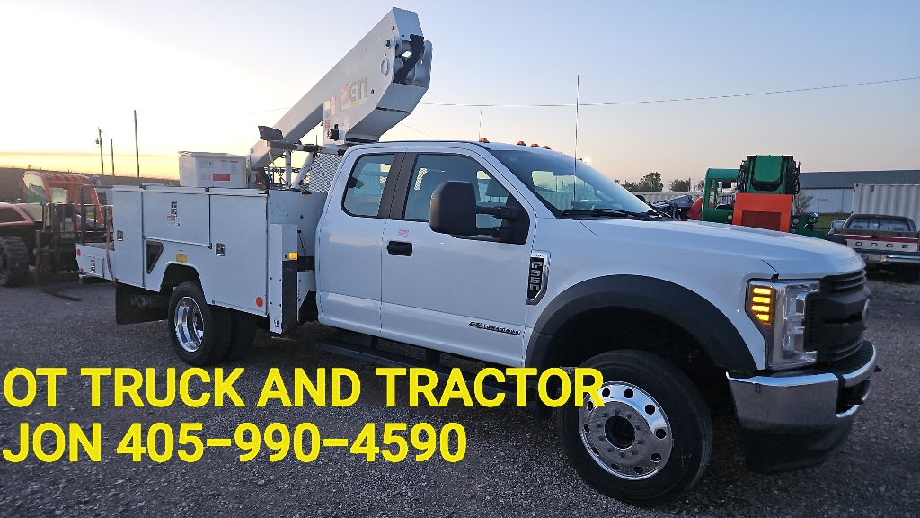 2017 Ford F-550 4x4 35ft Insulated Bucket Truck Extended Cab ETI ETT30IH 6.7L