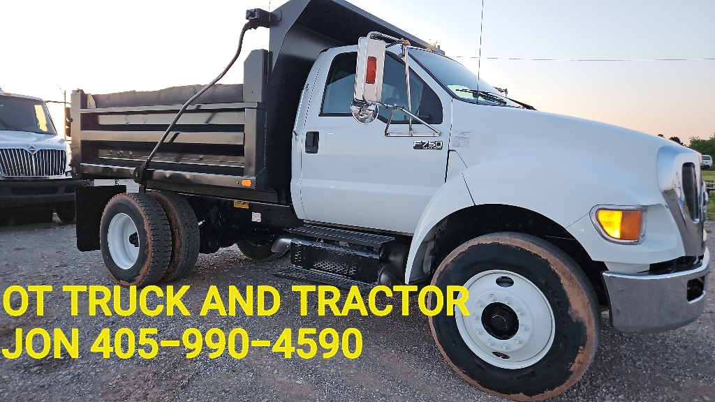 2015 Ford F-750 Single axle Dump Truck 33k GVW Auto