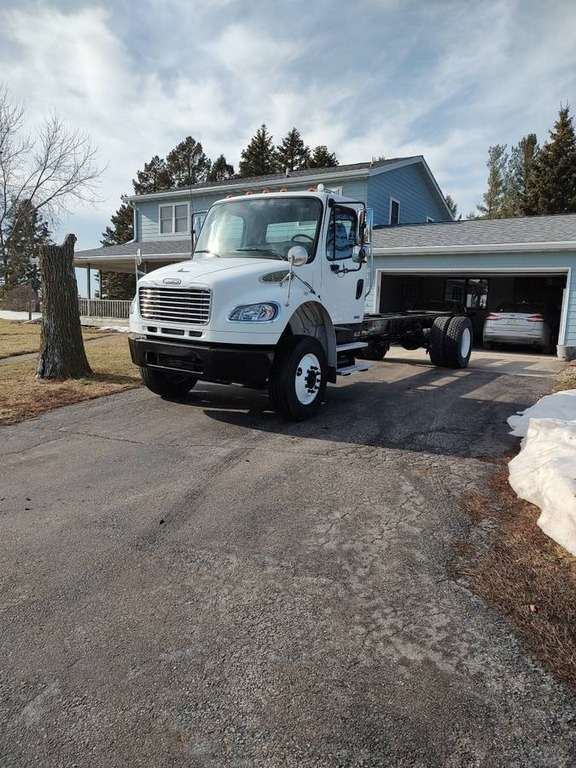 2010 Freightliner M2 Cab & Chassis